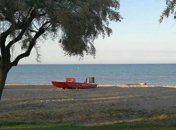 Sweet Bed & Breakfast 4*